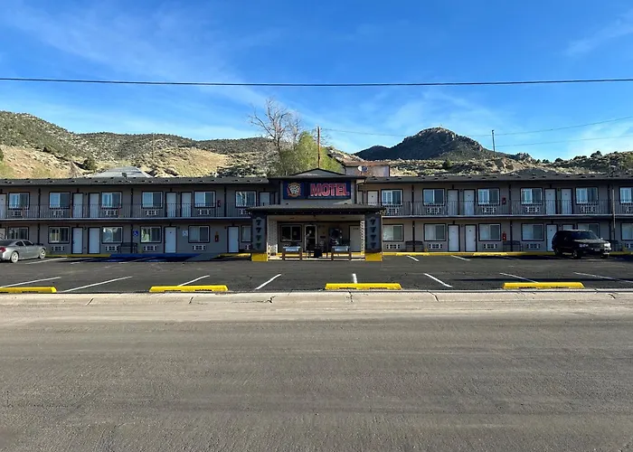 Four Sevens Motel